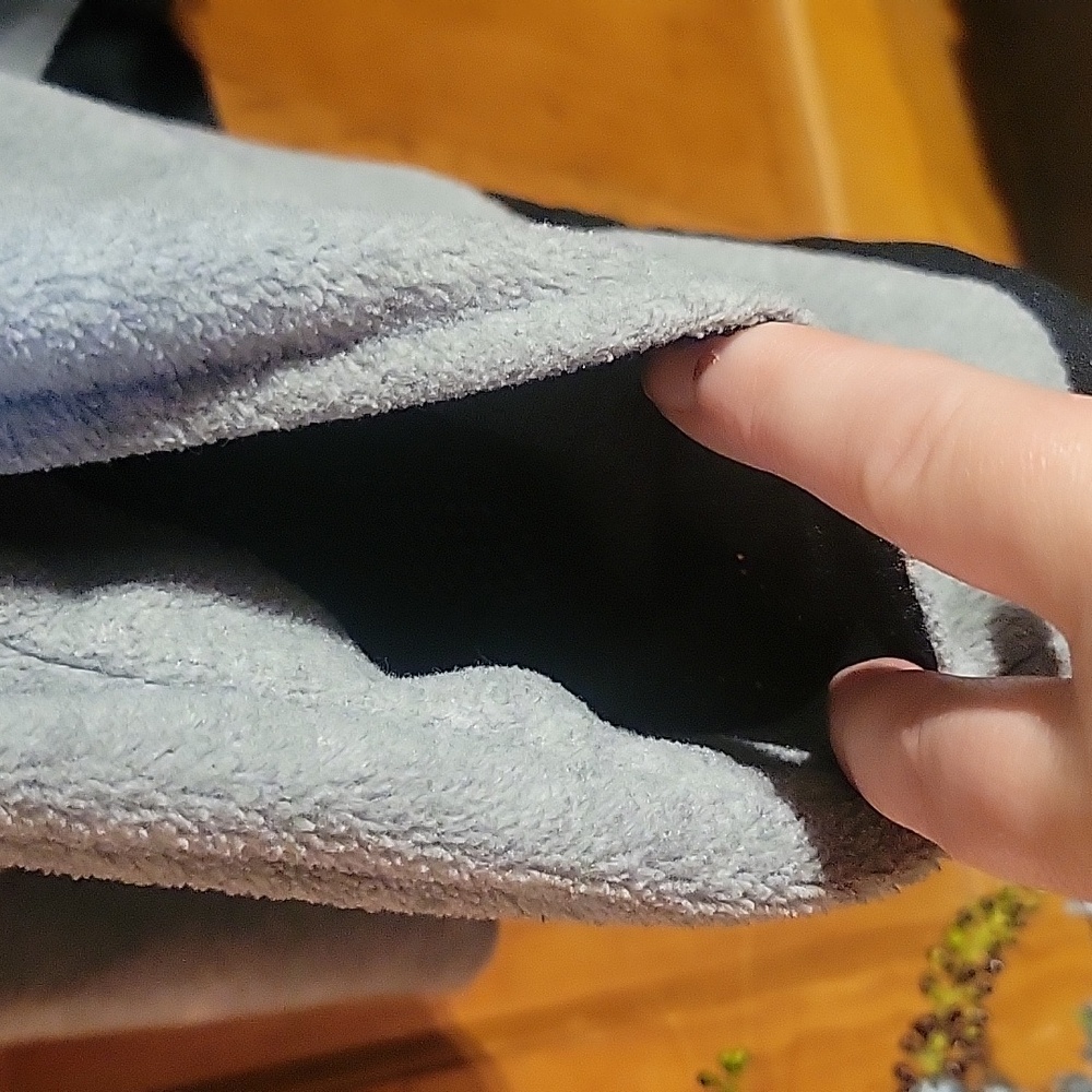 Mens Old Navy fleece sweatshirt.Size 2X Color gray and black. - Picture 4 of 6